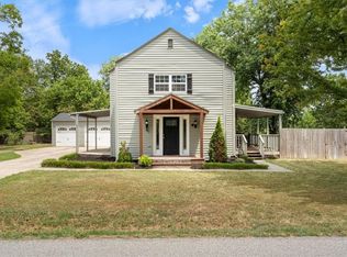 703 W Elgin St, Siloam Springs, AR 72761