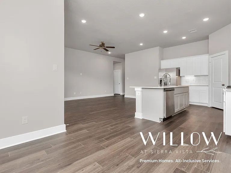 1218 Scarlet Creek Dr — Photo 24