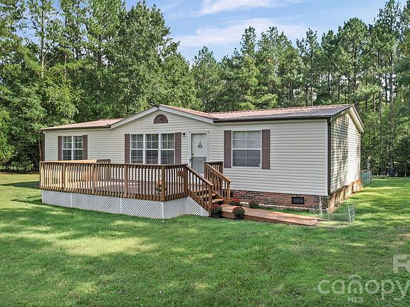 2nd image of 420 Panther Point Trl