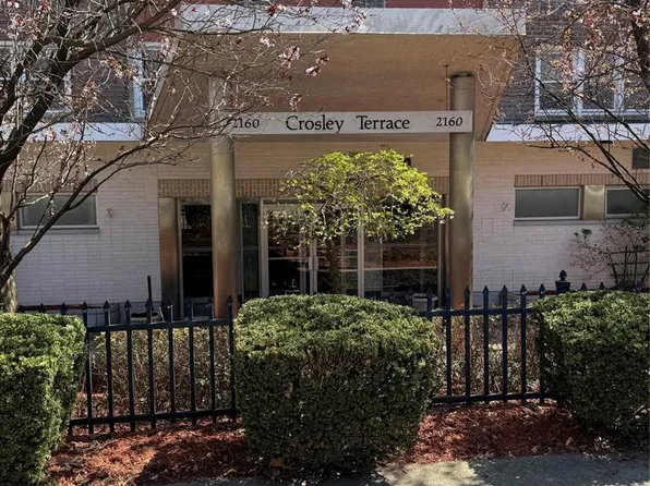 2160 Center Ave APT 5P, Fort Lee, NJ 07024