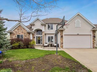 2960 Lexington Dr, Norwalk, IA 50211
