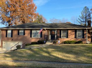 3449 Montavesta Rd, Lexington, KY 40502