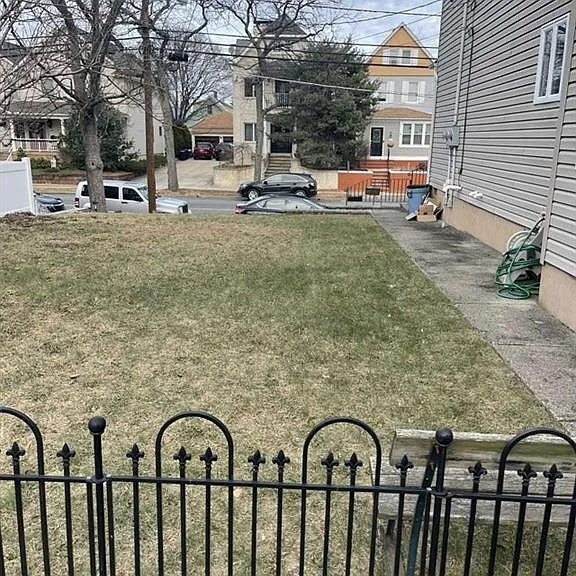 154 Maple Ave #2 — Photo 8