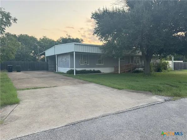 6716 Old Waco Ln, Temple, TX 76502