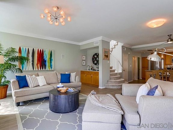 4th image of 3994 Riviera Dr Unit A