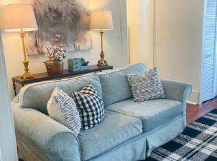 22 E 37th St APT B, Savannah, GA 31401