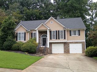 637 Valleyside Dr, Dallas, GA 30157