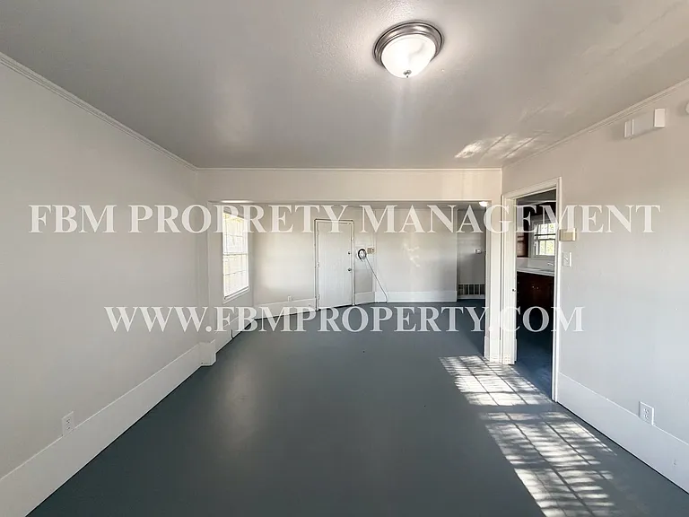 2200 Country Club Rd #A — Photo 5