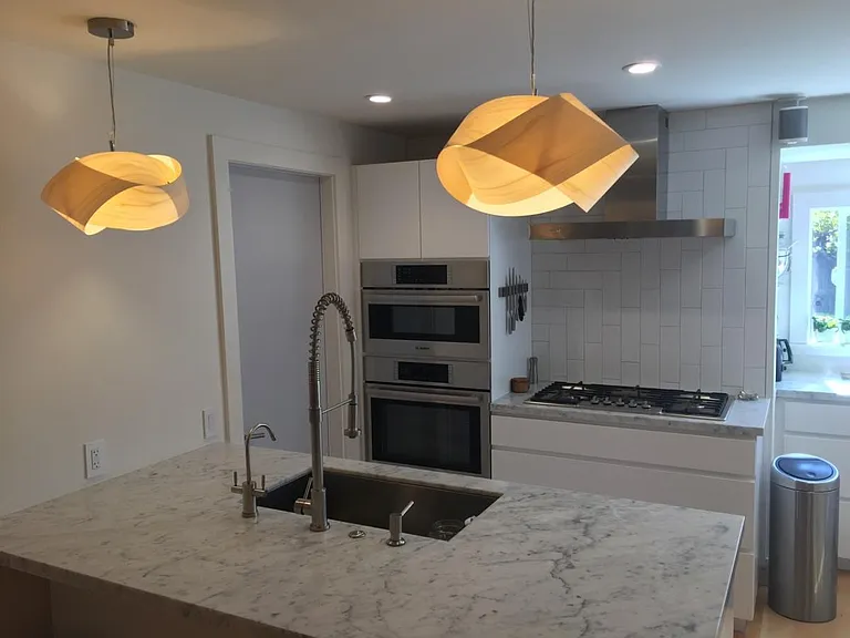 819 E Blithedale Ave — Photo 4