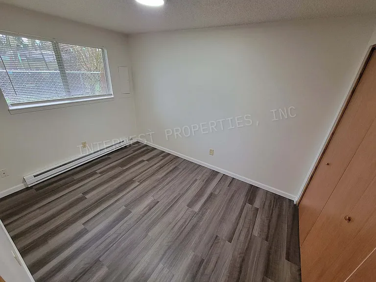 2618-2650 Neals Ln — Photo 13