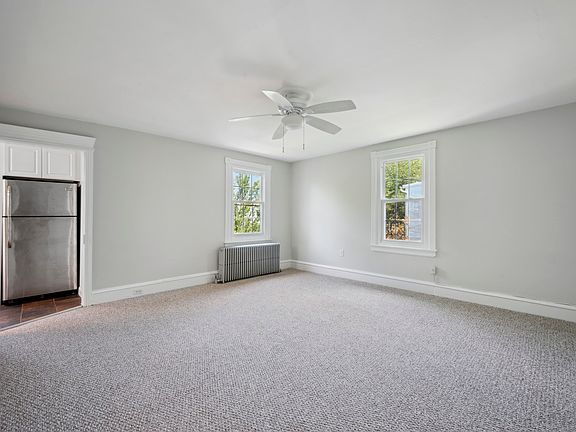 Living / Dining Rm