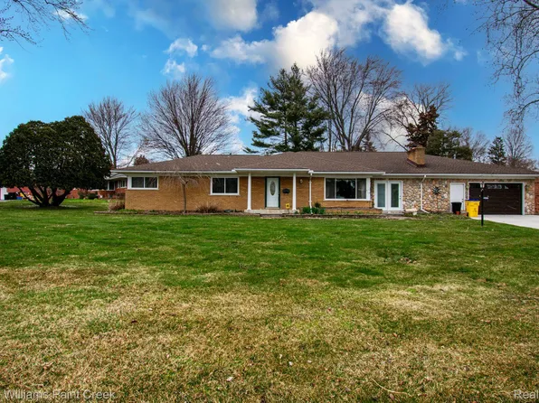 37019 Highview St, New Baltimore, MI 48047