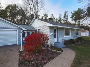 1031 Wisconsin River Dr, Pt Edwards, WI 54469