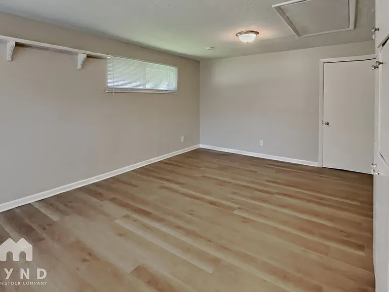 1739 Pickering Dr — Photo 9