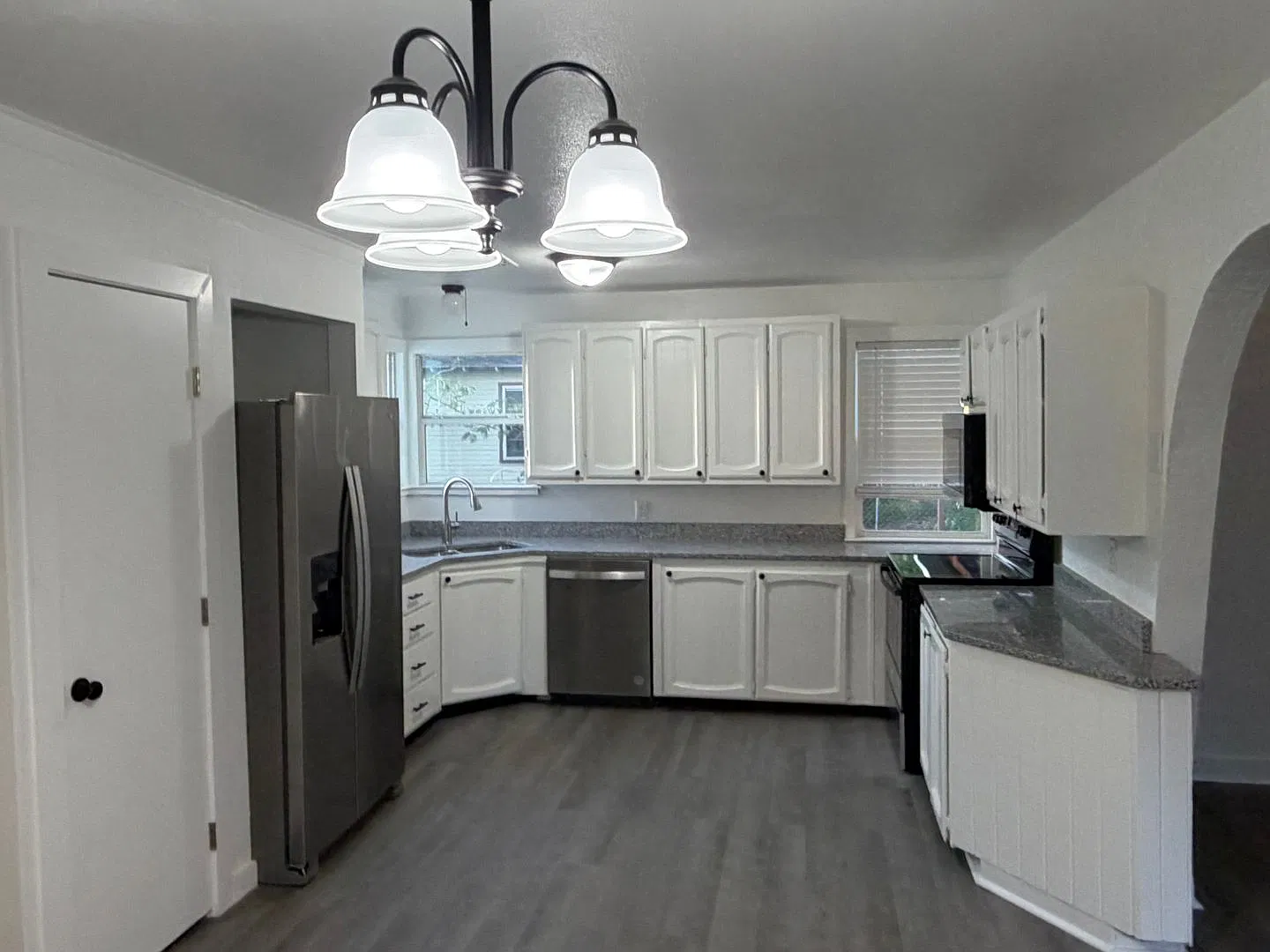 Cute 3 bedroom walk or bike to Tarleton — Photo 4
