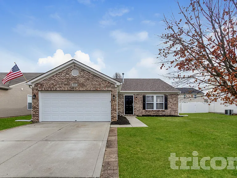 8643 Hopewell Ct — Photo 1