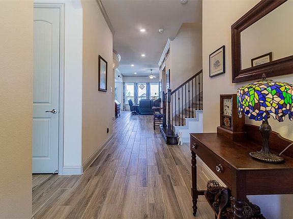 3rd image of 18715 Southard Oaks Dr