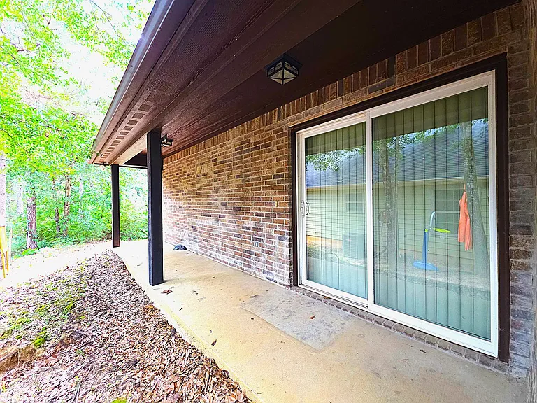 1424 Dogwood St — Photo 30