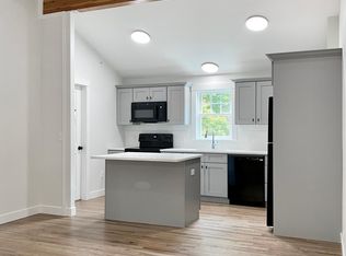 239 Drakeside Rd UNIT 1, Hampton, NH 03842