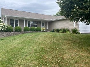 205 Sherman Ln, Poplar Grove, IL 61065