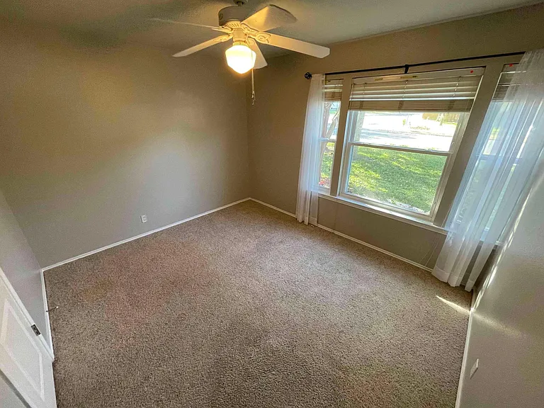 16901 Abyssinian Ln — Photo 33