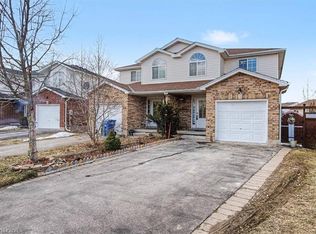 56 Raspberry Ln, Guelph, ON N1E7H5