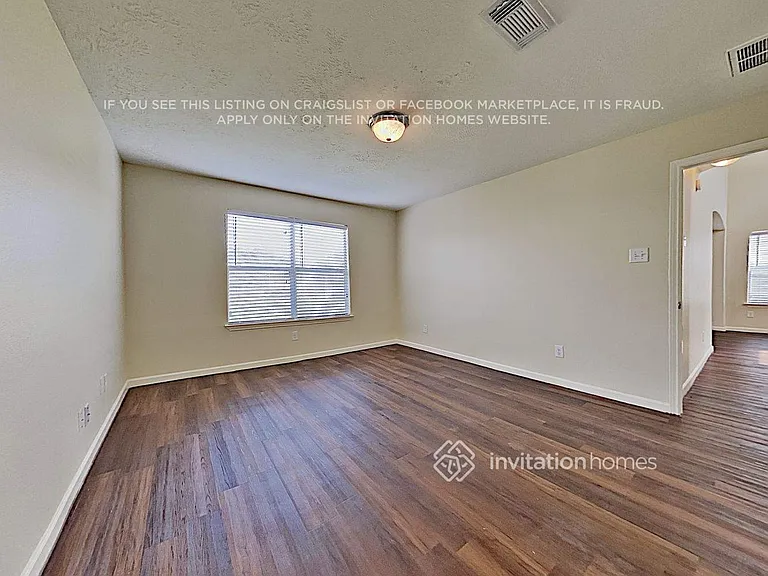 8542 Doskocil Dr — Photo 4