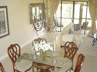 2nd image of 253 Old Meadow Way