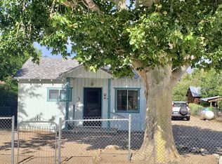 350 Rosedale Dr, Independence, CA 93526