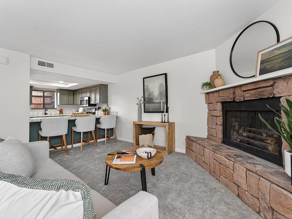 1st image of 3381 La Canada Dr APT 8
