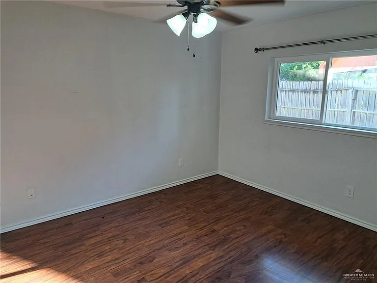 2813 Hawk Ct — Photo 13