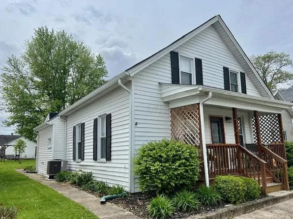 223 E Mound St, Circleville, OH 43113