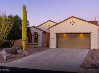 1094 N Night Heron Dr, Green Valley, AZ 85614