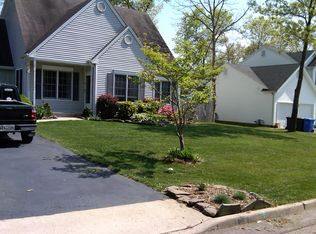 1051 White Cap Ave, Manahawkin, NJ 08050