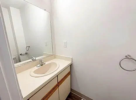 20 Lordvale Blvd #202-1 — Photo 11