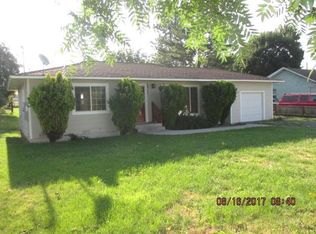 2913 Summers Ln, Klamath Falls, OR 97603