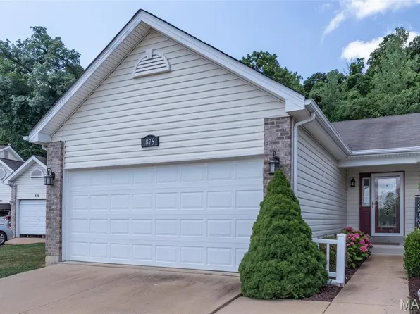 875 Caleb Xing, Fenton, MO 63026