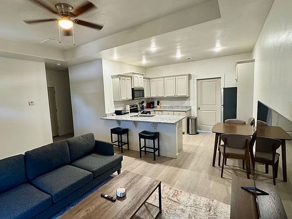 4th image of 1515 SW Georgia Ave