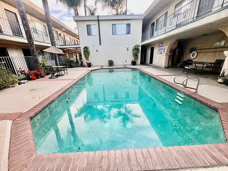 Casa Espana — Photo 1