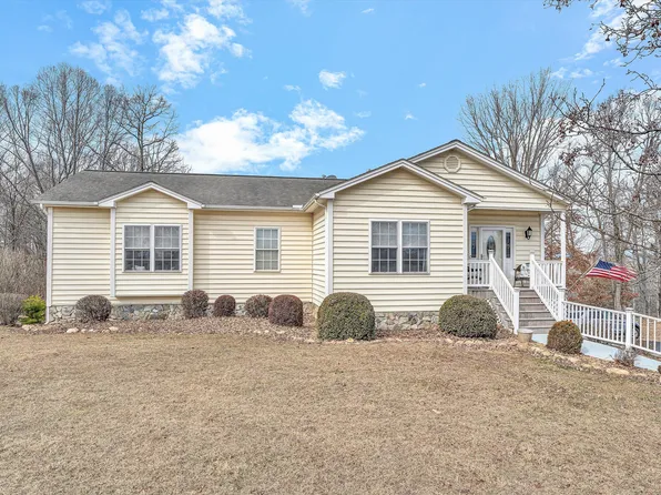 1615 Morewood Rd, Hardy, VA 24101