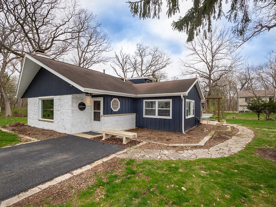 1st image of 26582 W Stonegate Dr
