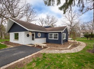 26582 W Stonegate Dr, Antioch, IL 60002