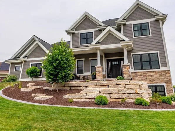 1038 Brynhill Drive, Oregon, WI 53575