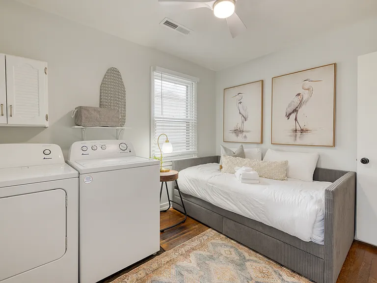 1424 Moultrie St — Photo 15