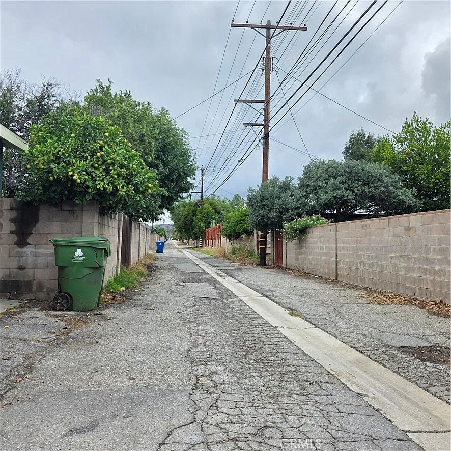 2 bed, 620 sqft, $2,600 — Photo 4