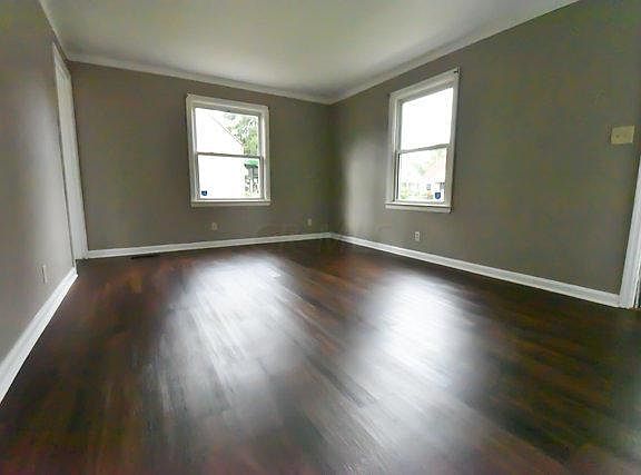 4th image of 2459 Renwood Pl