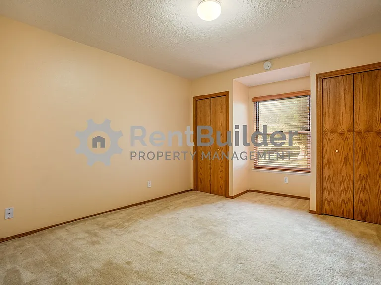 7617 Union St NE — Photo 20