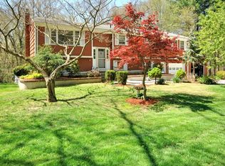 40 Tiffany Rd, Coventry, RI 02816