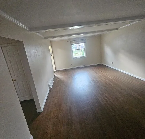 206 Stevenson Ave — Photo 4