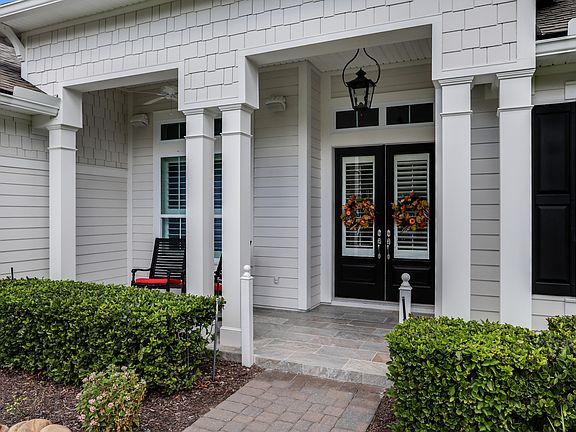 2nd image of 204 Vale Dr